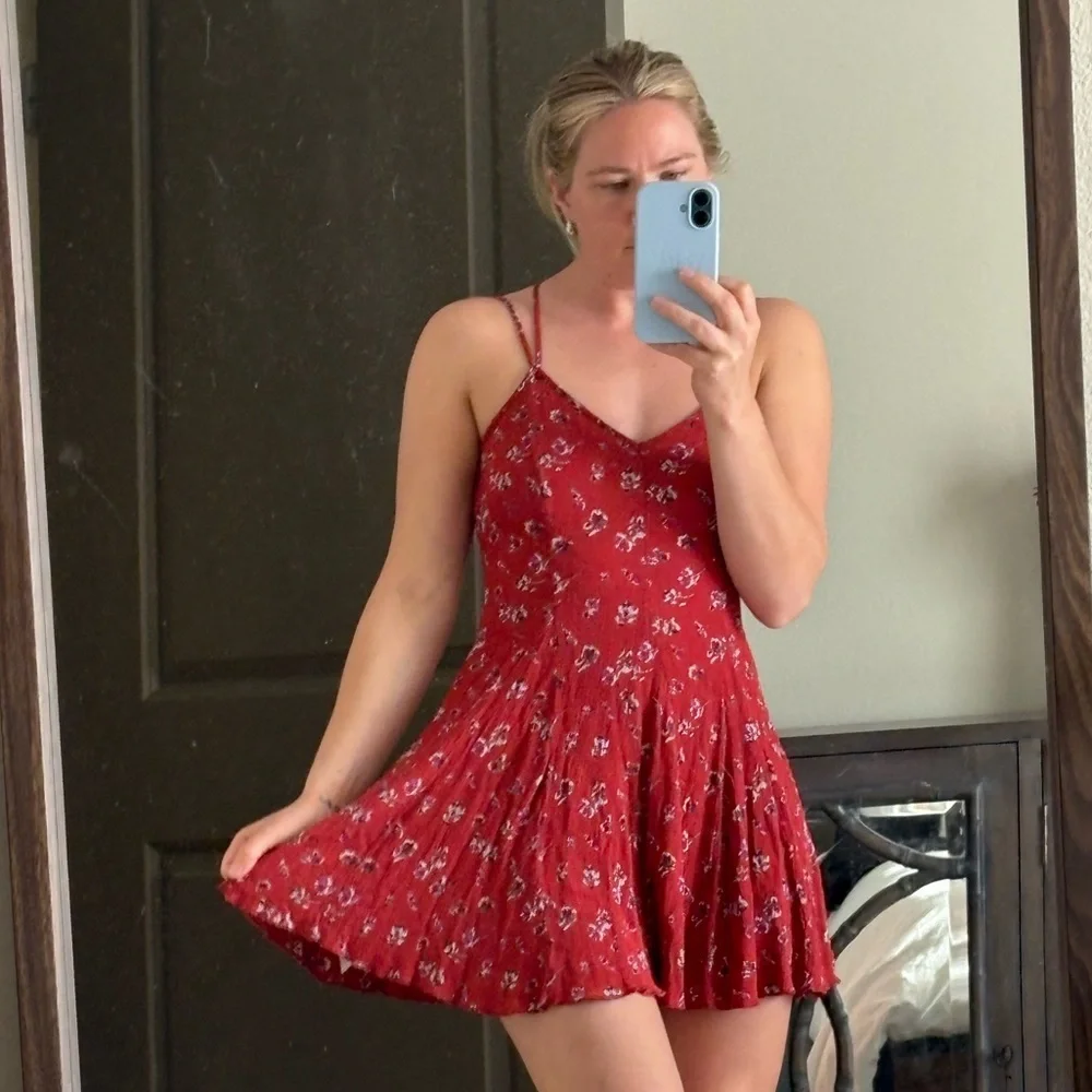 American Eagle Outfitters Red Floral Strapless Mini Dress with Crisscross Straps - Picture 1 of 8